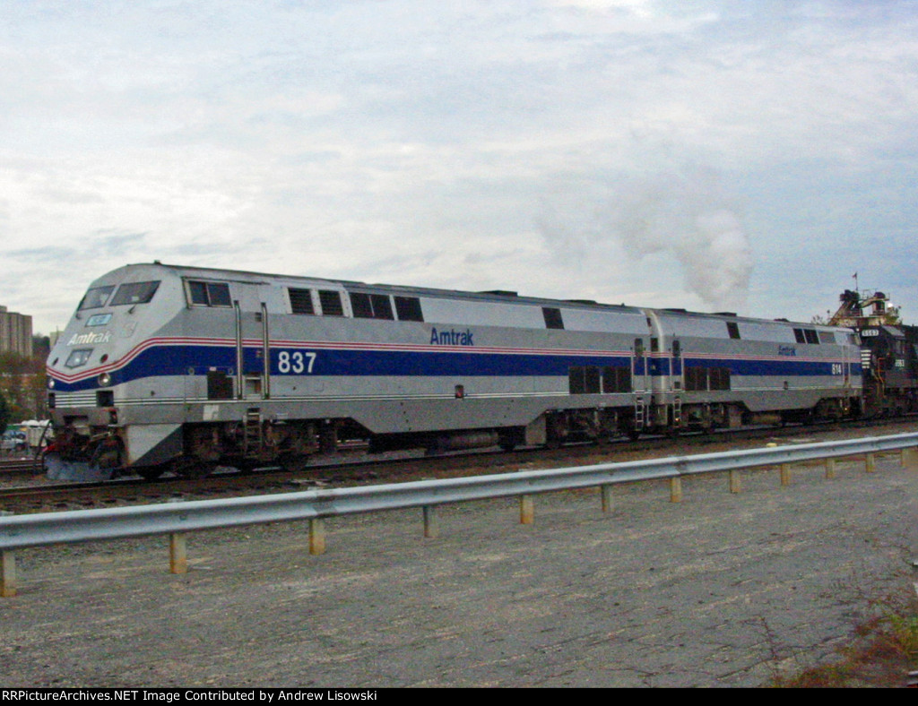 Amtrak Power on a NS Intermodal